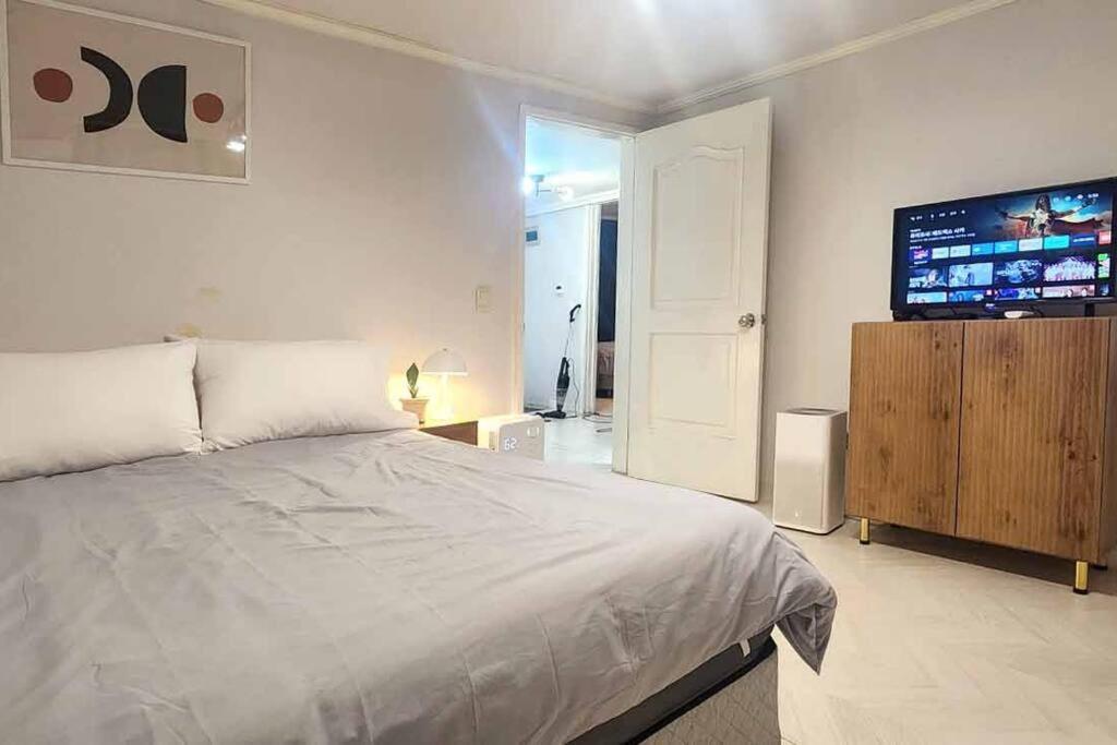 B-1 White Linen House Appartement