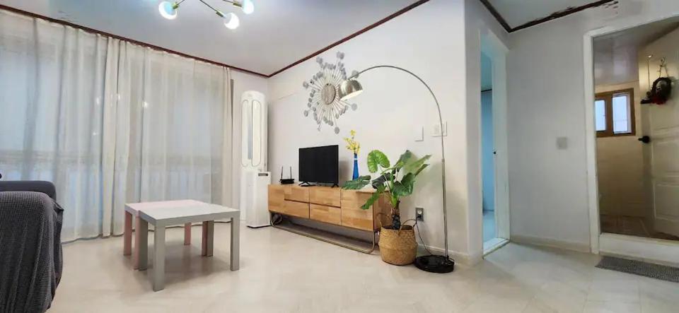 Appartement B-1 White Linen House Séoul