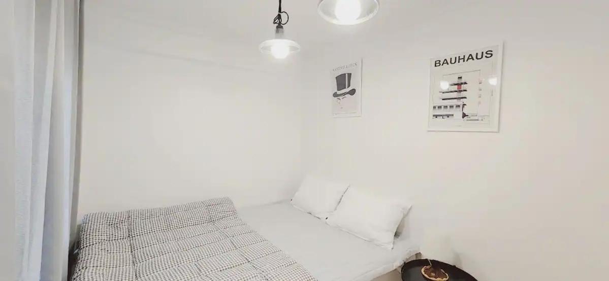 B-1 White Linen House Appartement