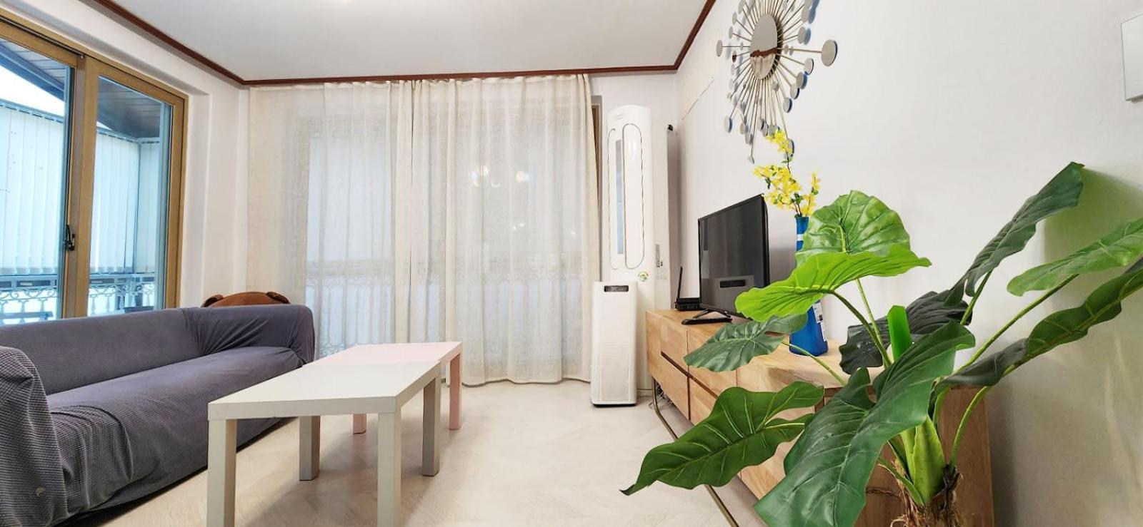 Appartement B-1 White Linen House