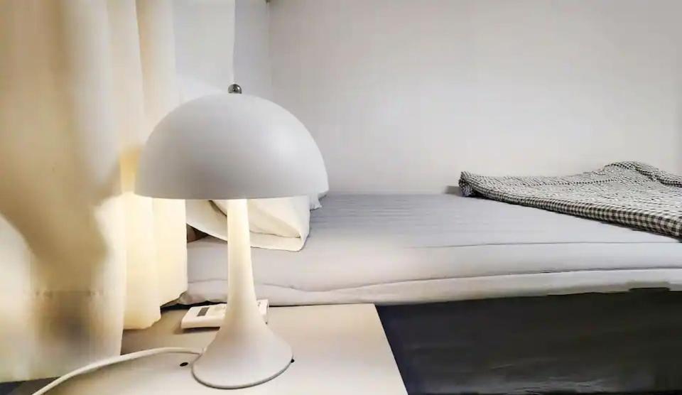Appartement B-1 White Linen House *
